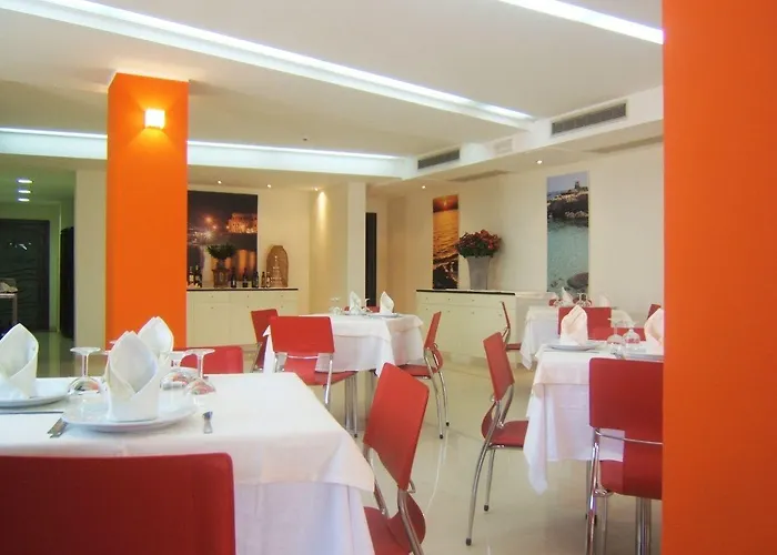 Ξενοδοχείο Miramare 3*