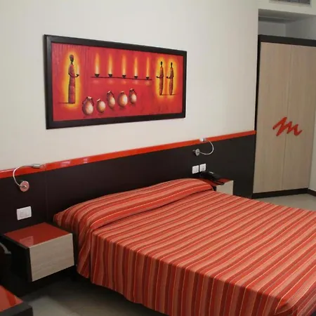 Miramare فندق غالّيبولي