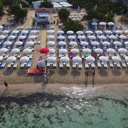 Ξενοδοχείο Miramare 3*